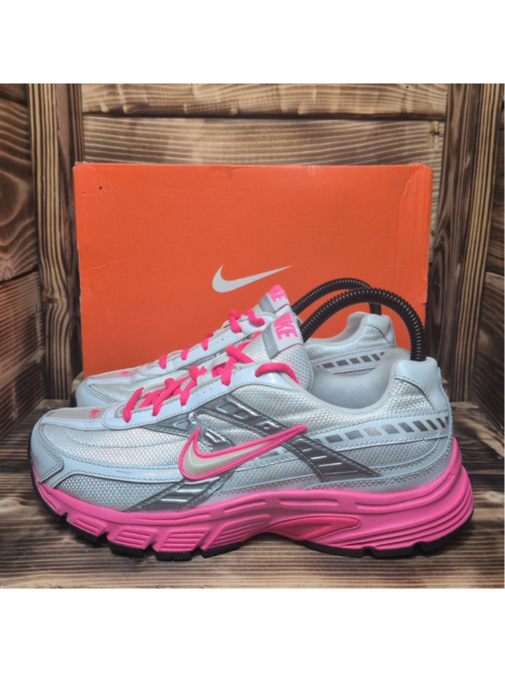 Nike Womens Size 7 Initiator Walking Running Exercise Sneakers Shoes 394053-106